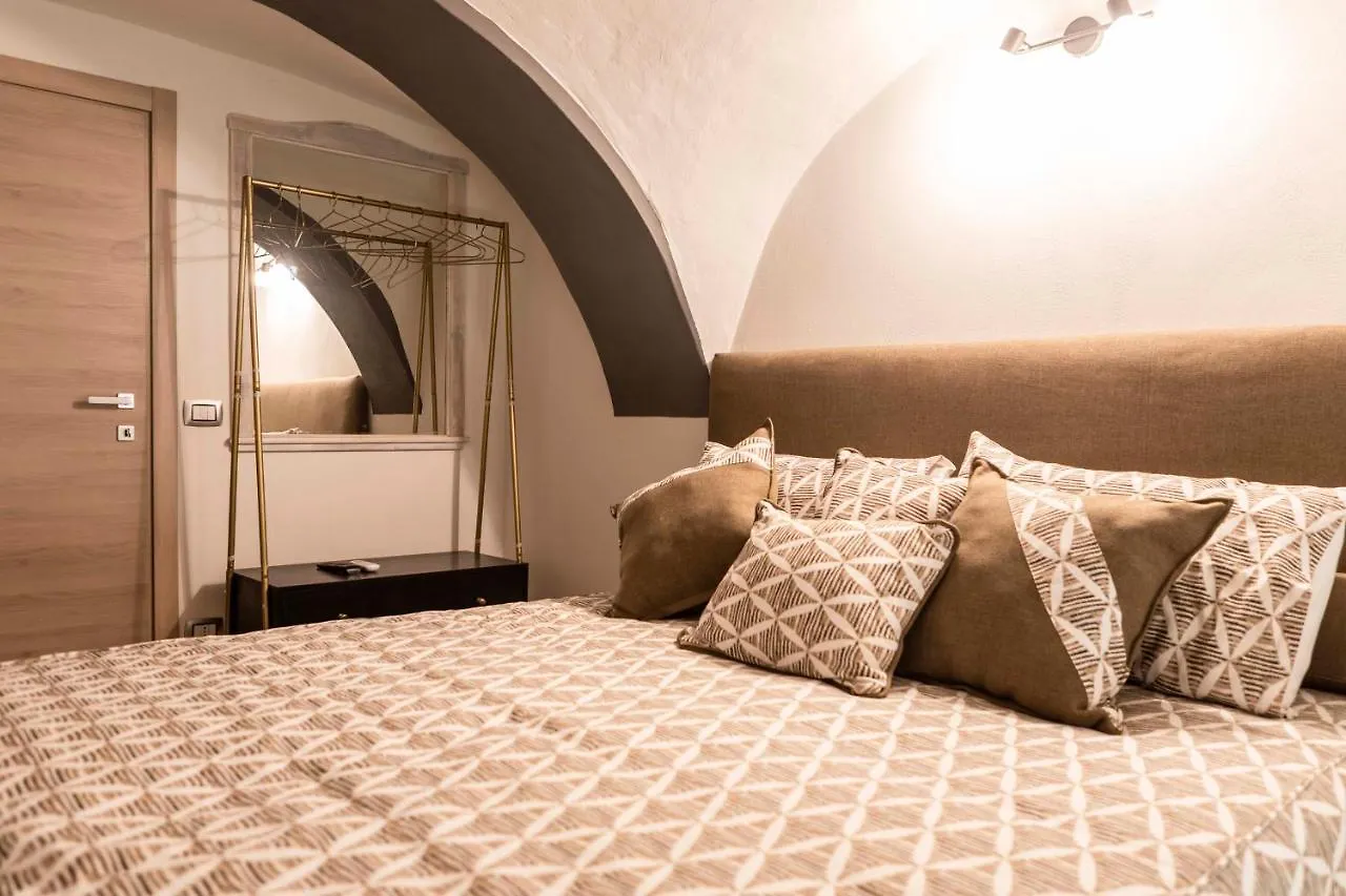 Via Nilo 20 Apartments Naples Italy