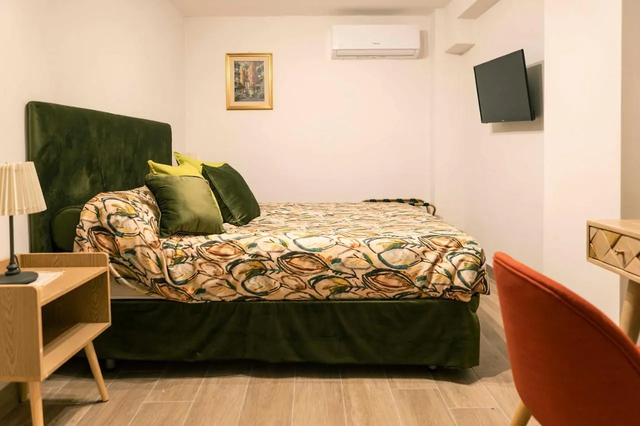 Via Nilo 20 Apartments Νάπολη